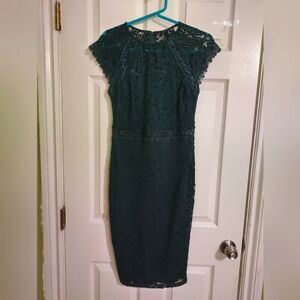 Elegant Lace Dress in Emerald Green